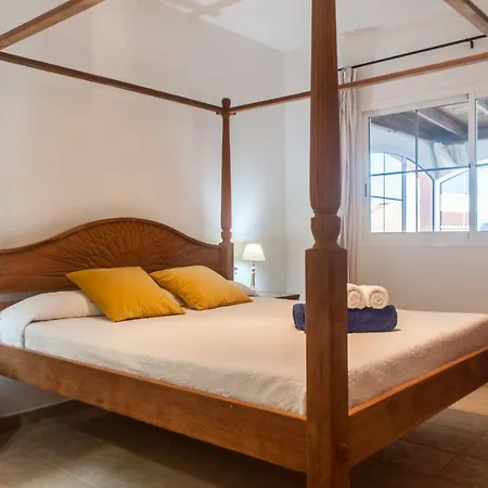Villa Mar - 4 Bedrooms, Aircon, Private Pool, Wifi, Golf View *