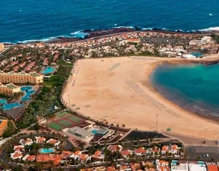 Villa Mar - 4 Bedrooms, Aircon, Private Pool, Wifi, Golf View *
